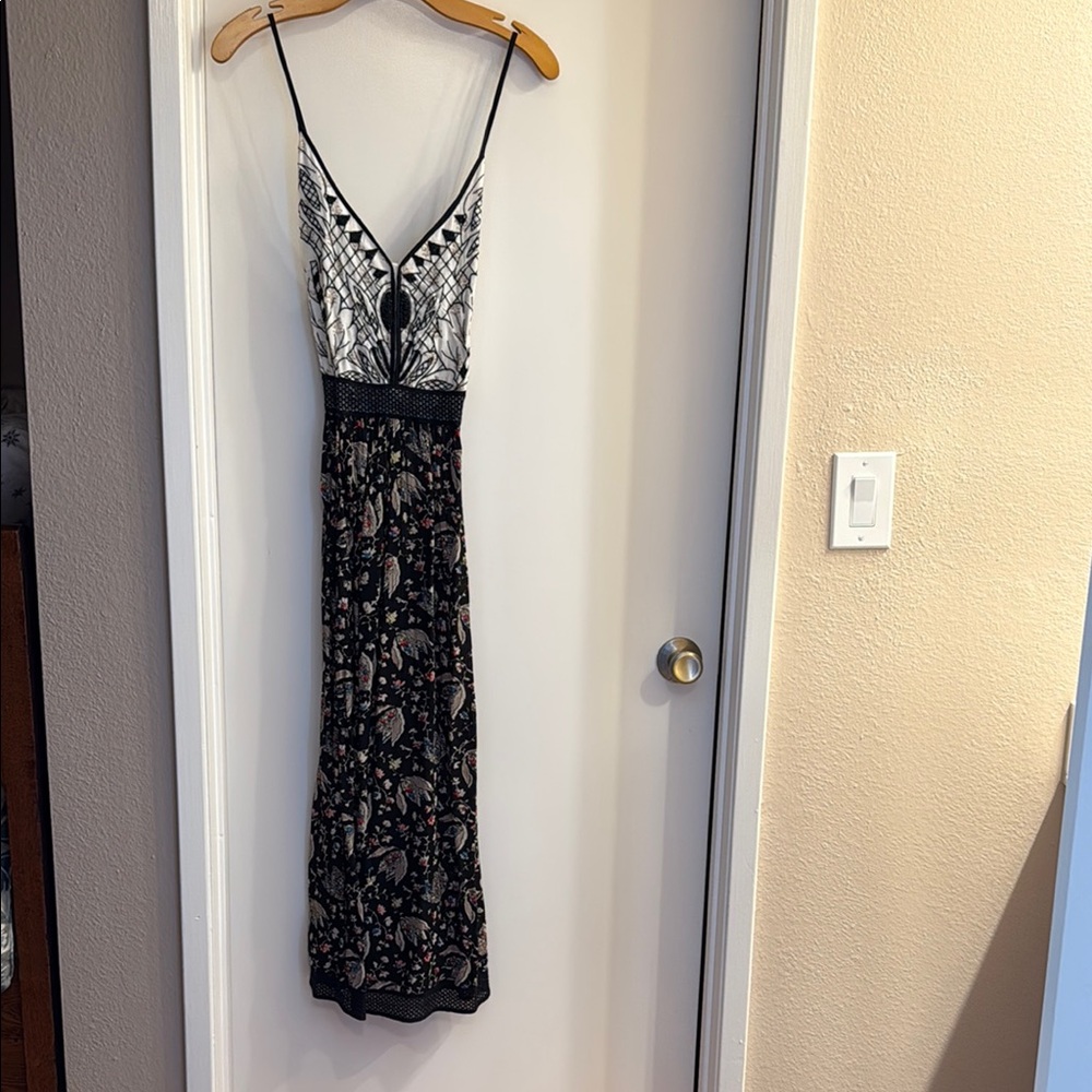 Never Worn! 
Ecote Black and White Beaded Slip Midi Dress Spaghetti Strap